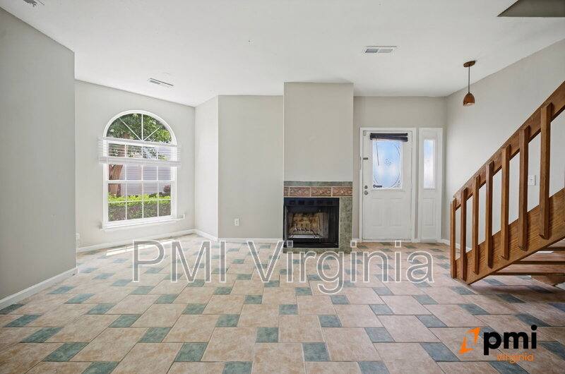 Apartment for rent at 810 Gable Way, Virginia Beach, VA 23455