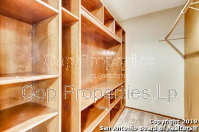 Apartment for rent at 8633 Datapoint Dr #210, San Antonio, TX 78229