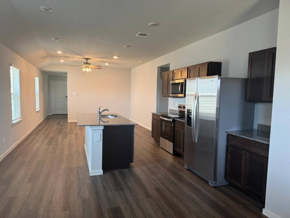 House for rent at 305 Randall Place, Rockdale, TX 76567