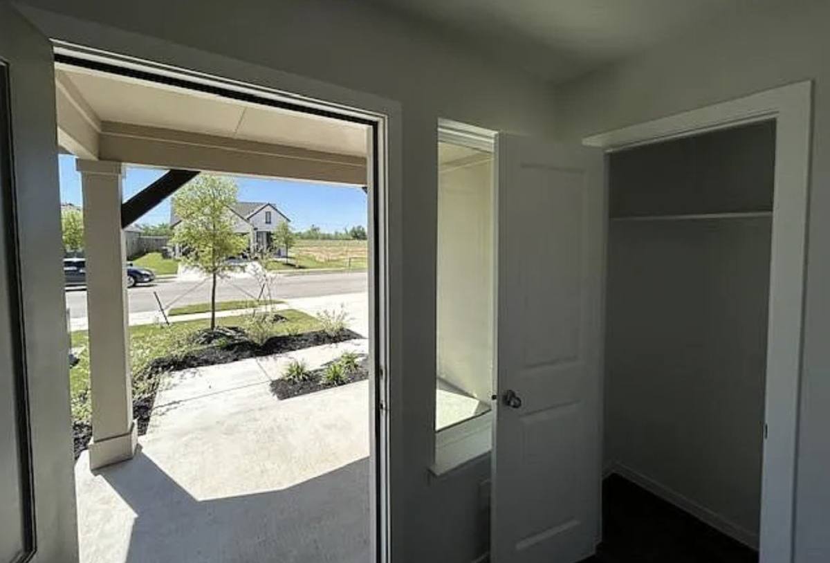 House for rent at 305 Randall Place, Rockdale, TX 76567