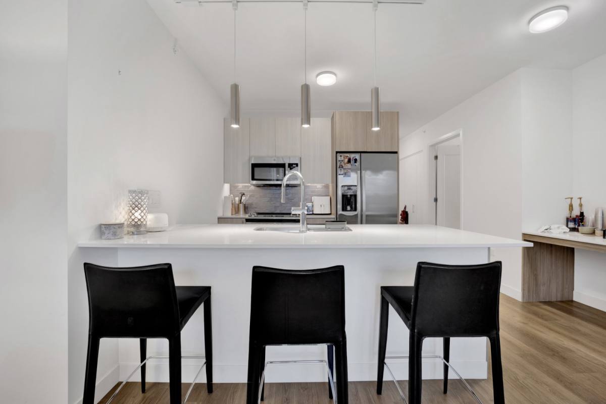 Apartment for rent at 350 N Canal St #1109, Chicago, IL 60606