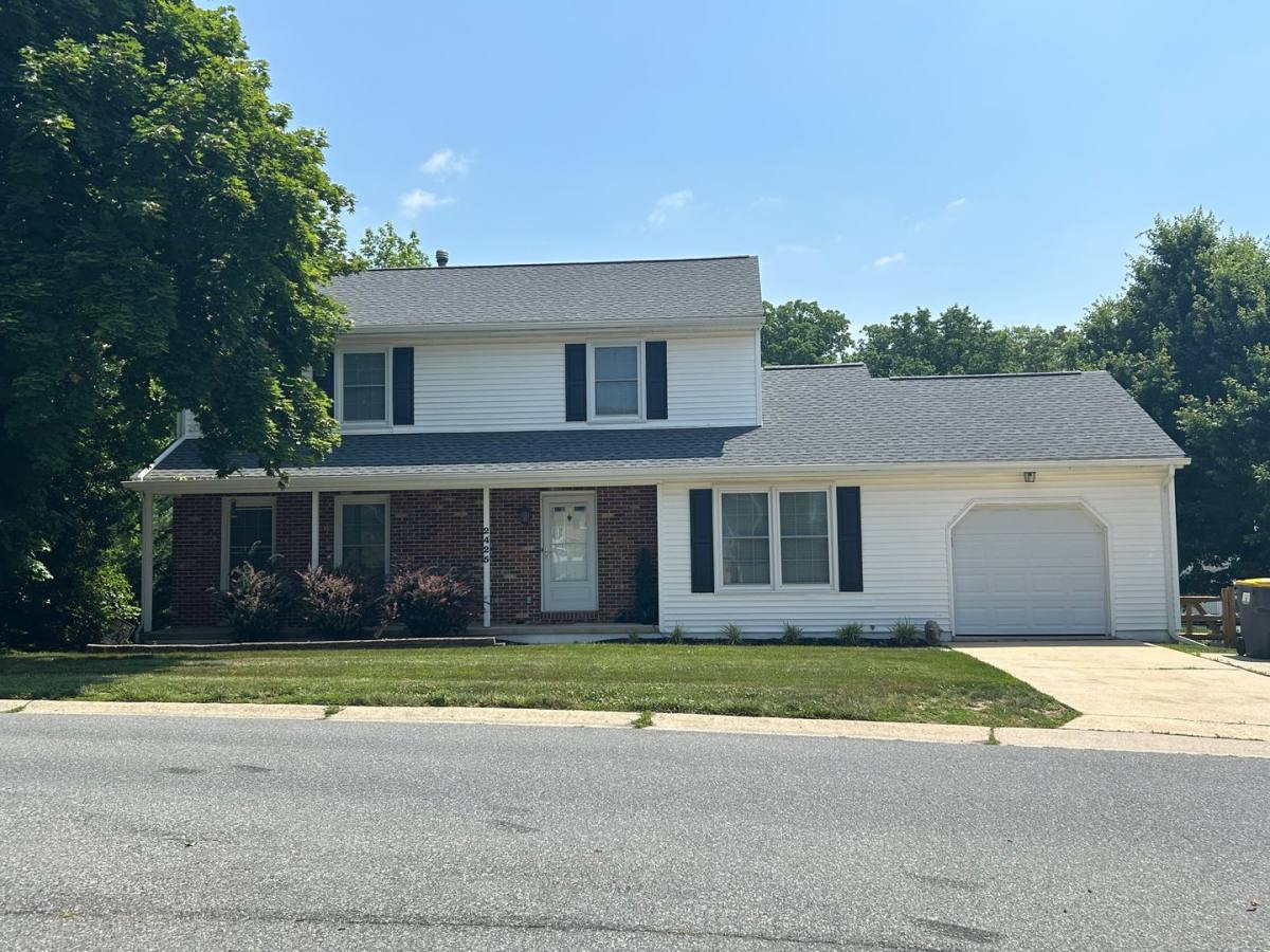 House for rent at 2425 Calf Run Dr, Newark, DE 19711