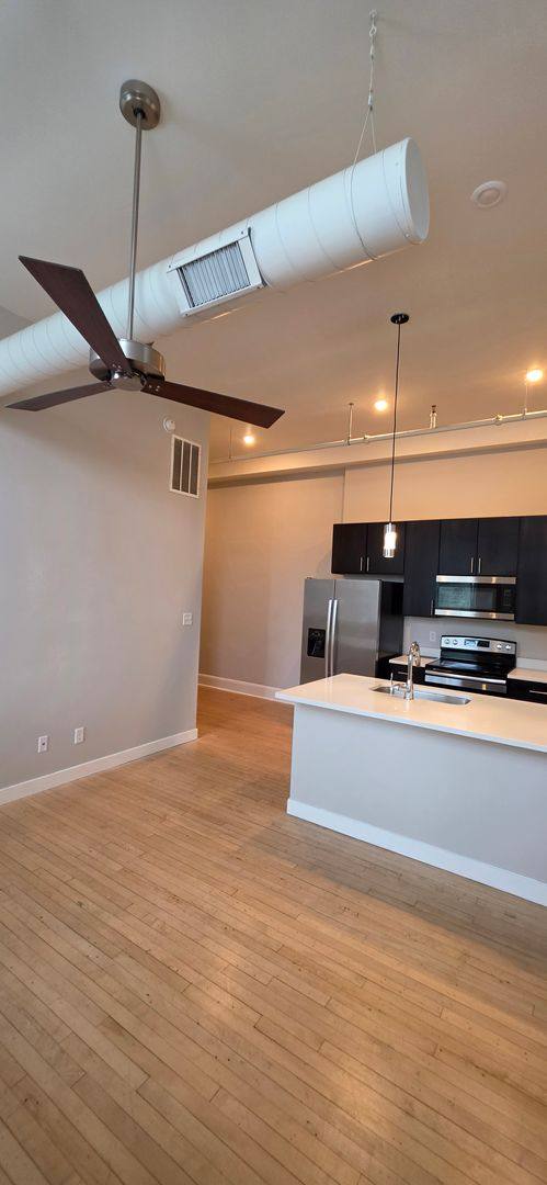 Apartment for rent at 3530 Utah St, Saint Louis, MO 63118
