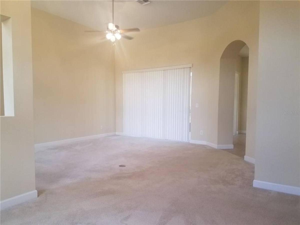 House for rent at 3033 Plymouth Rock Circle, Mount Dora, FL 32757
