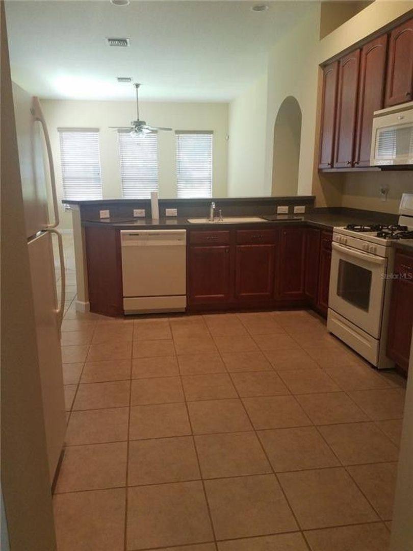 House for rent at 3033 Plymouth Rock Circle, Mount Dora, FL 32757
