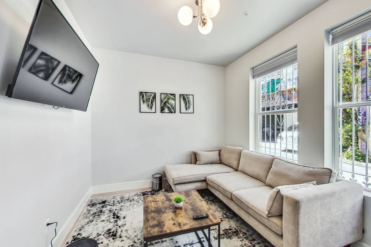 Townhouse for rent at 1026 Capp St, San Francisco, CA 94110