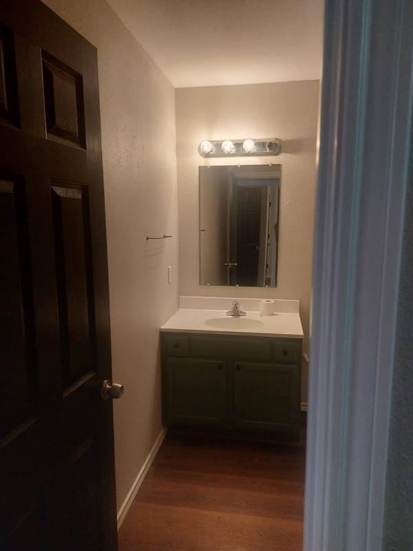 House for rent at 1701 W Doyle St, Granbury, TX 76048