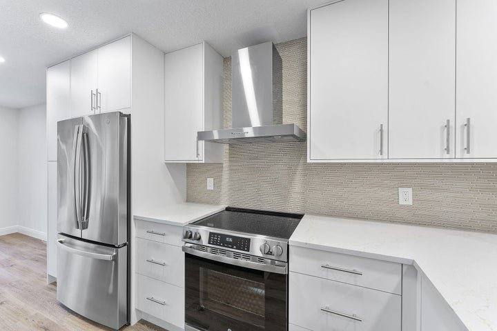 House for rent at 9180 Pine Springs Dr, Boca Raton, FL 33428