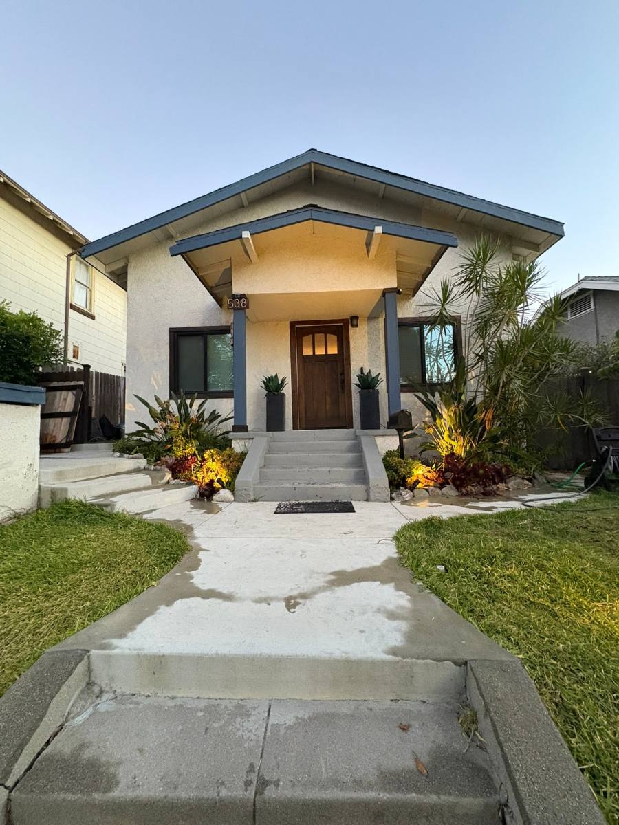 House for rent at 538 Kendall Ave, Los Angeles, CA 90042