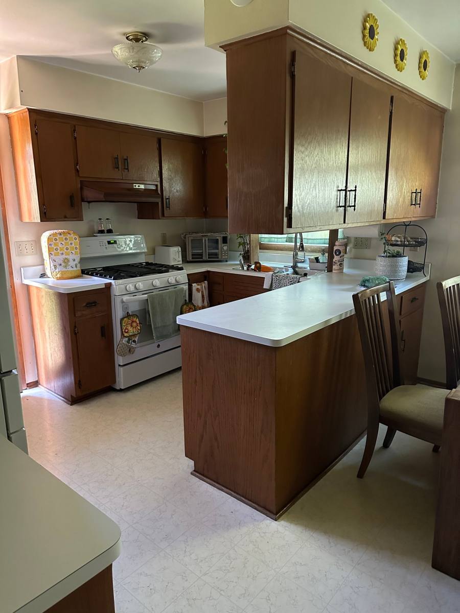 Townhouse for rent at 18495 Pleasant St, Brookfield, WI 53045