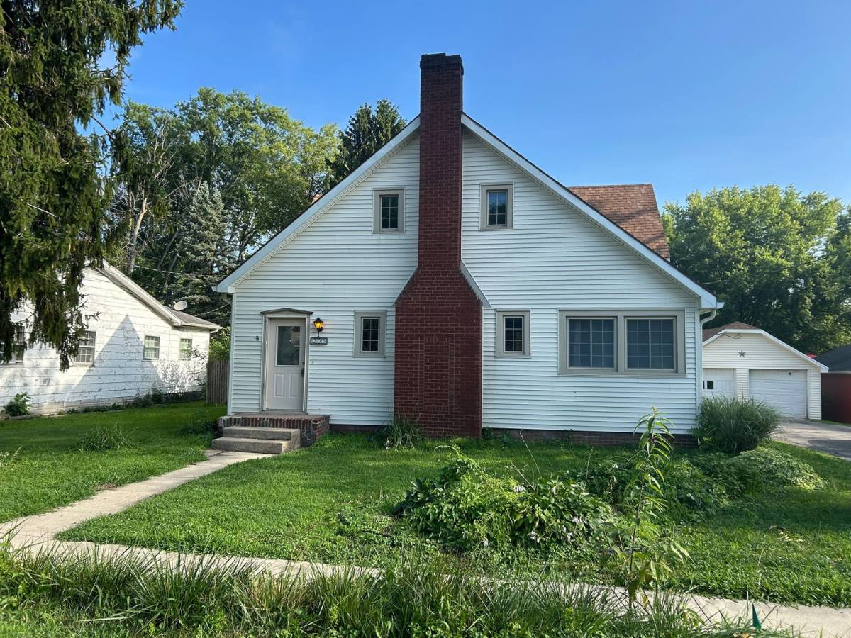 House for rent at 206 E Main St, New Market, IN 47965