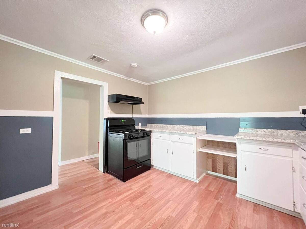 House for rent at 636 N Wilcox St, Rockdale, TX 76567