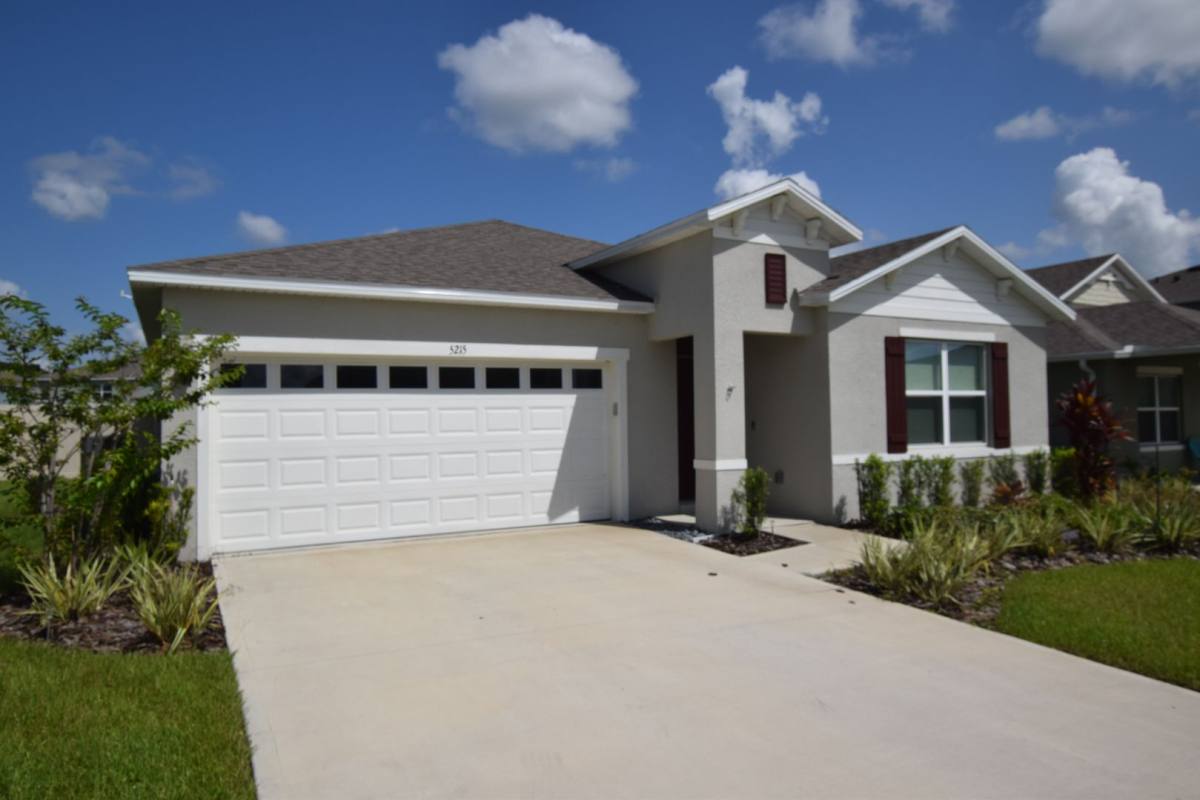 House for rent at 5215 Mahogany Dr, Mount Dora, FL 32757