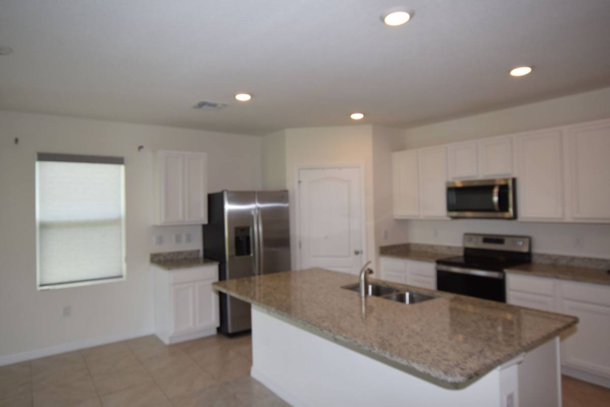 House for rent at 5215 Mahogany Dr, Mount Dora, FL 32757
