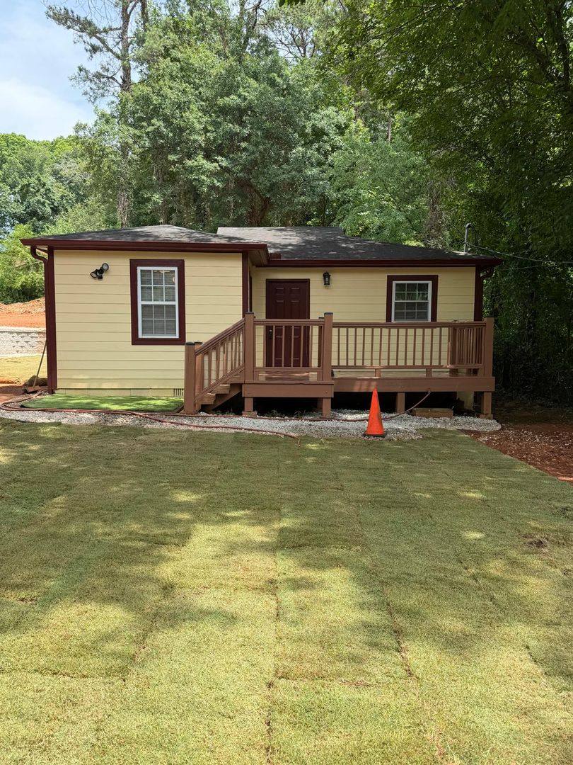 House for rent at 637 Parkdale Dr, Scottdale, GA 30079