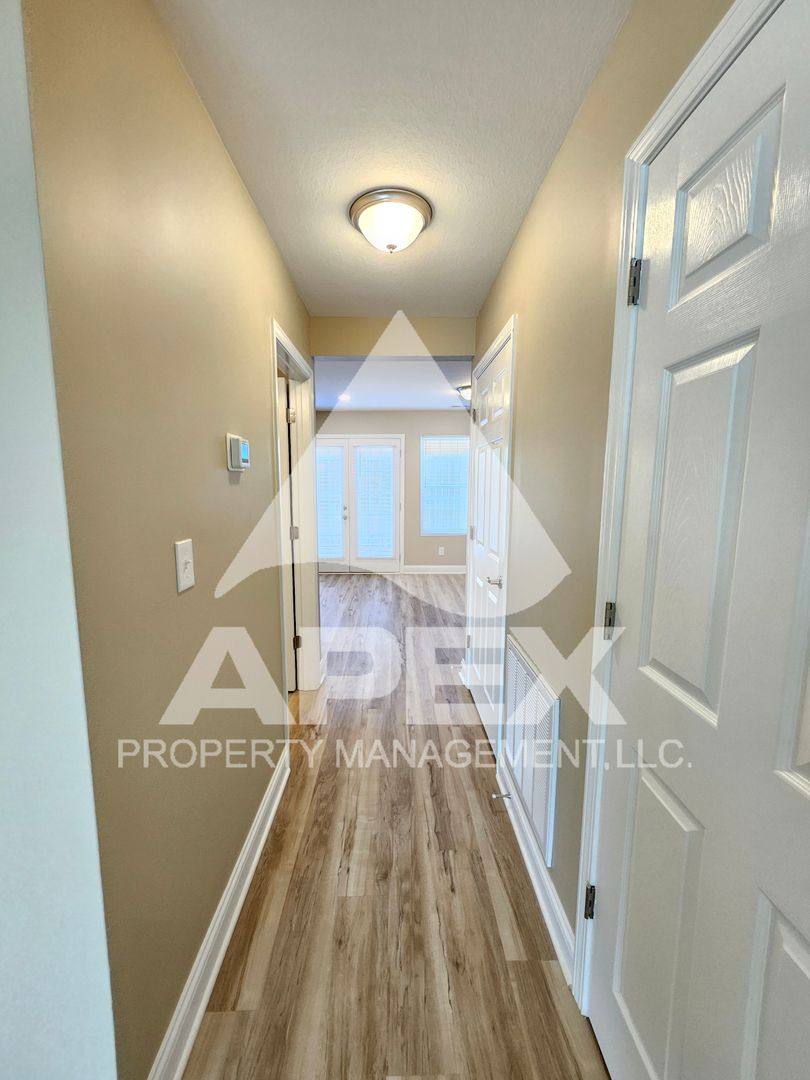 1540 E Old Topside, Louisville, TN 37777 - Townhouse for Rent - Image 7