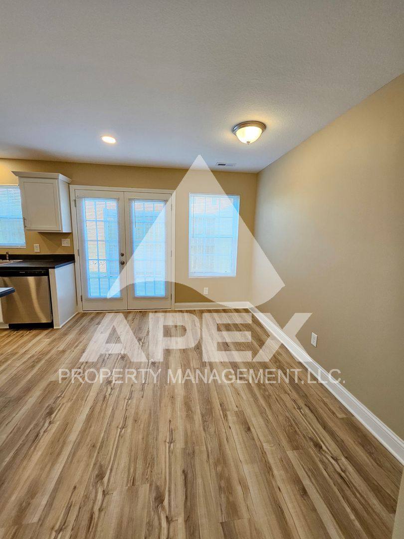 1540 E Old Topside, Louisville, TN 37777 - Townhouse for Rent - Image 8