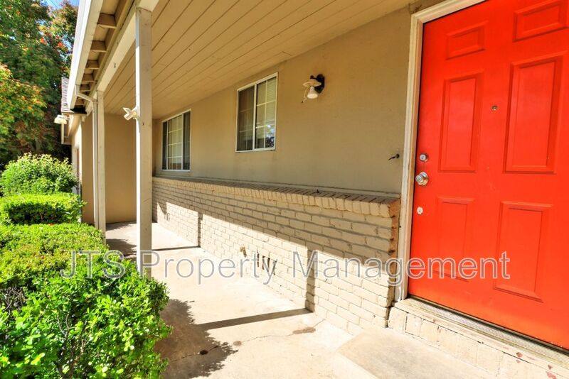 House for rent at 6565 S Land Park Dr, Sacramento, CA 95831