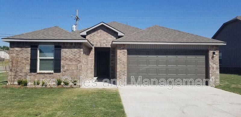 House for rent at 3102 Debbie Lane, Bartlesville, OK 74006