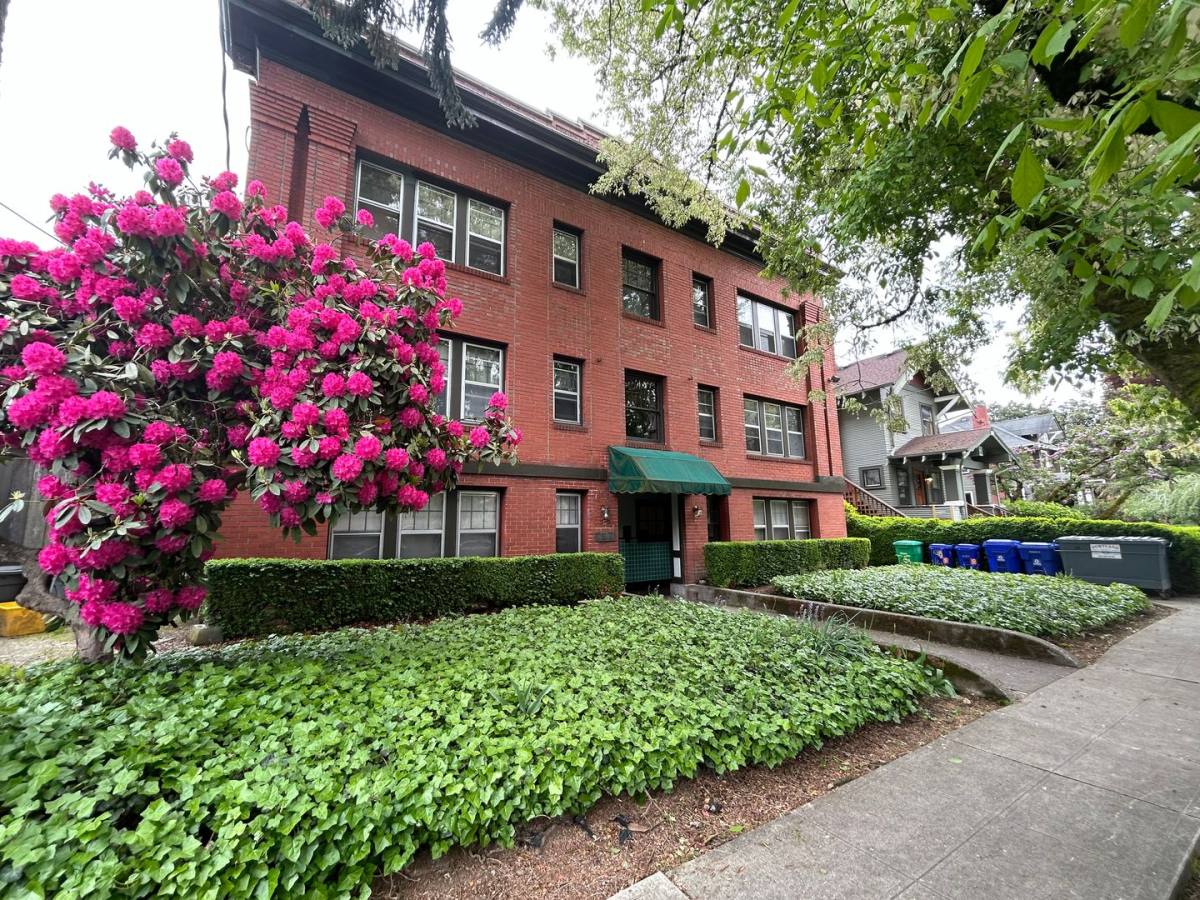 Apartment for rent at 1514 NE 17th Ave, Portland, OR 97232