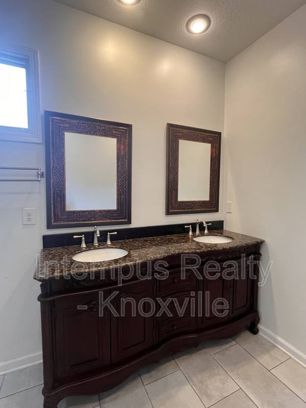 House for rent at 133 Tuhdegwa Lane, Loudon, TN 37774