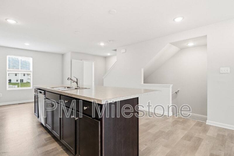 Townhouse for rent at 141 Perdiz Rd, Hedgesville, WV 25427