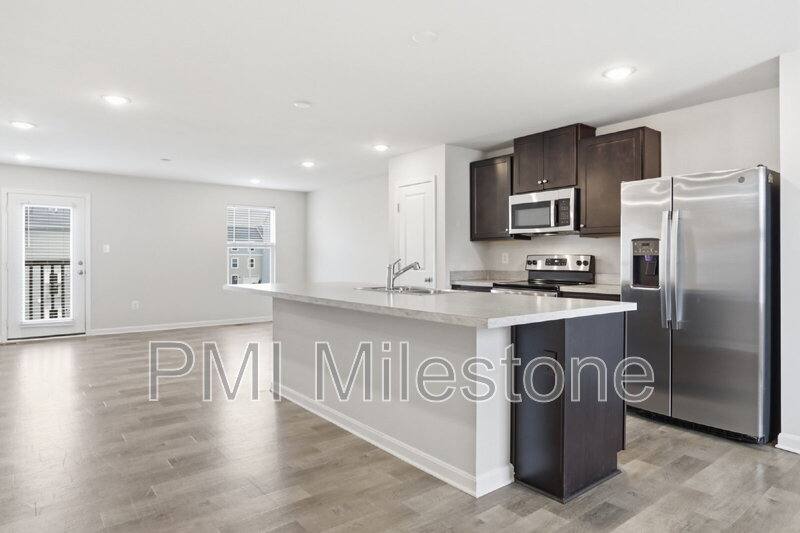 Townhouse for rent at 141 Perdiz Rd, Hedgesville, WV 25427
