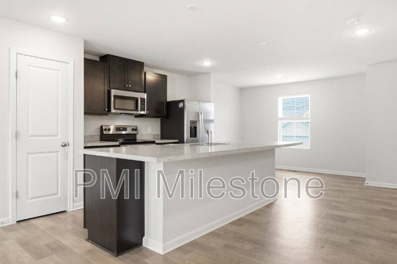 Townhouse for rent at 141 Perdiz Rd, Hedgesville, WV 25427