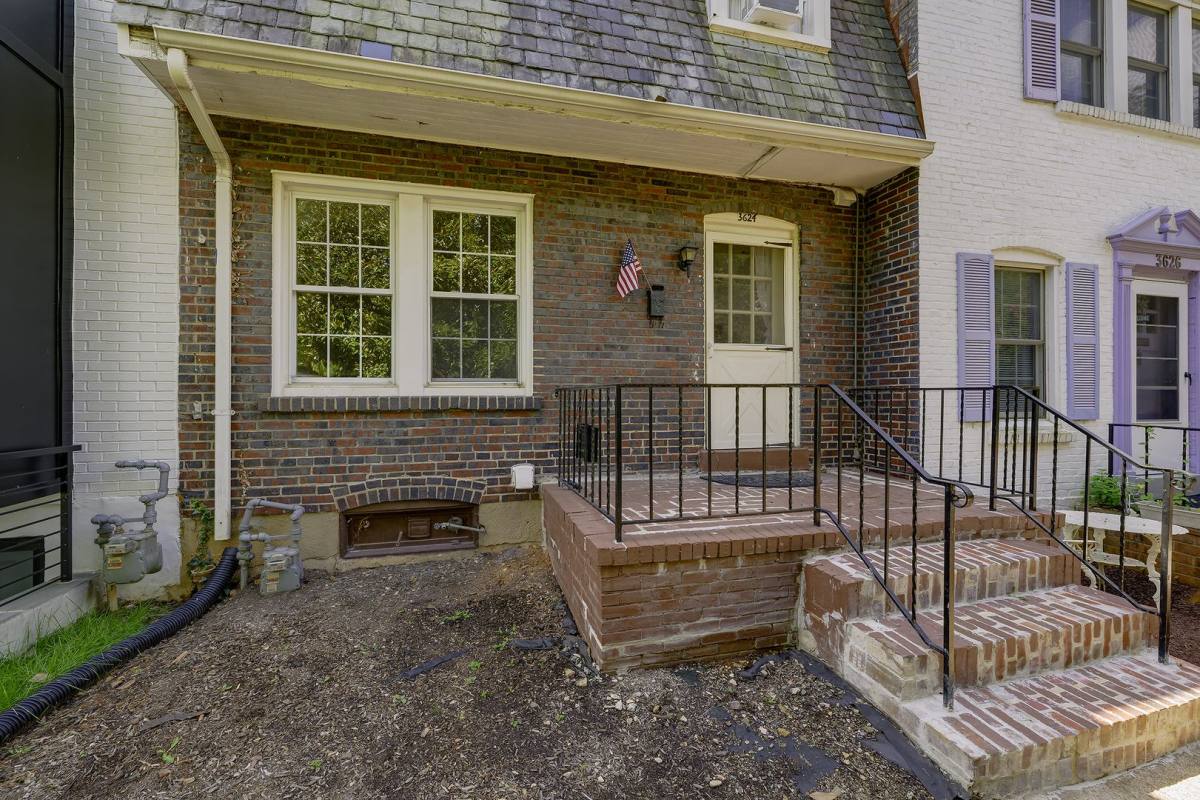 3624 S St NW, Washington, DC 20007 - House for Rent - Image 3