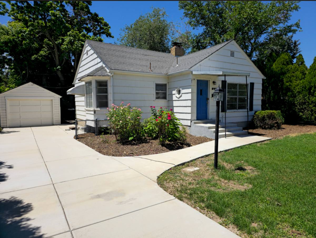 House for rent at 2772 S Yuma Circle, Salt Lake City, UT 84109