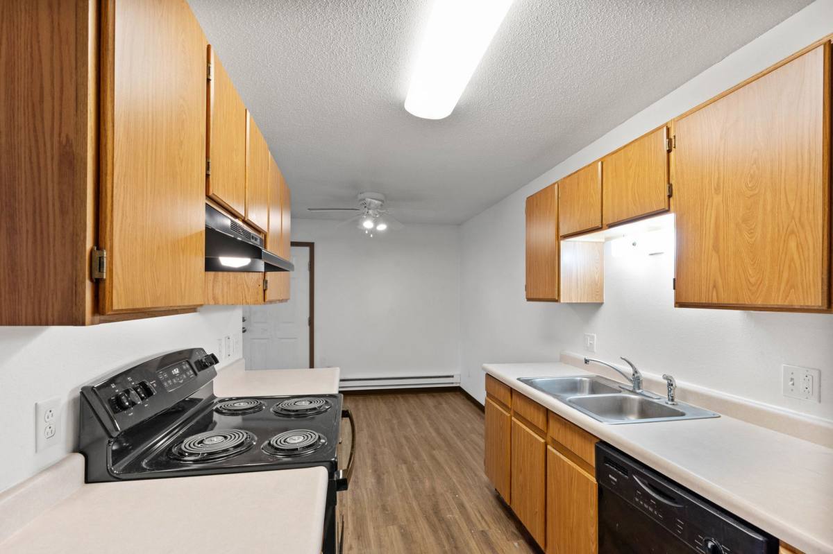 Apartment for rent at 611 W Van Weiss Blvd, West Burlington, IA 52655