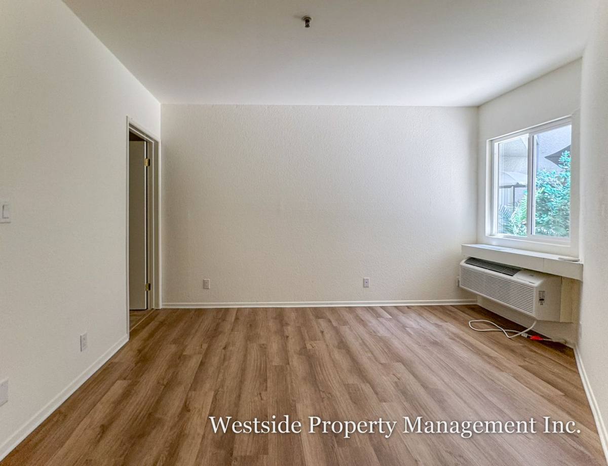 Apartment for rent at 3848 Overland Ave #108, Culver City, CA 90232