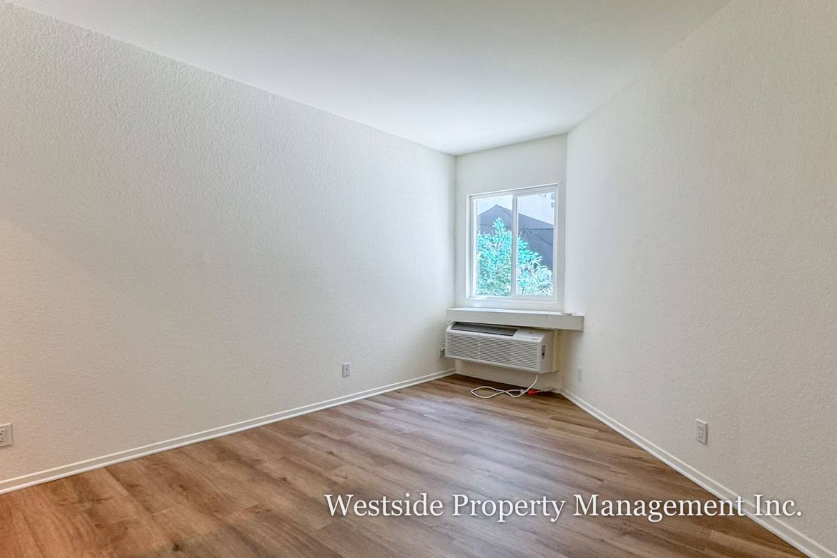Apartment for rent at 3848 Overland Ave #108, Culver City, CA 90232