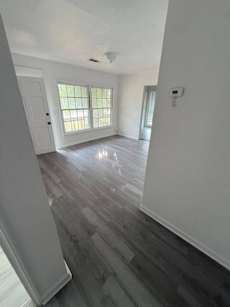 Apartment for rent at 415 S Colorado, Whitney, TX 76692