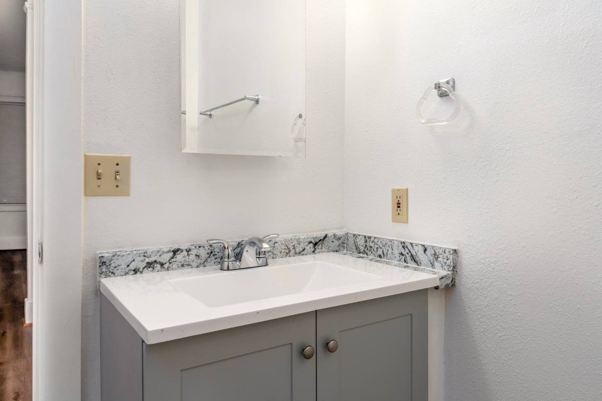 Apartment for rent at 633 Main St, Lewiston, ID 83501