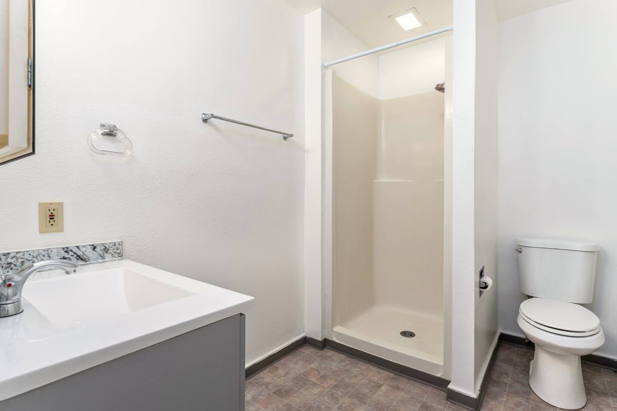 Apartment for rent at 633 Main St, Lewiston, ID 83501