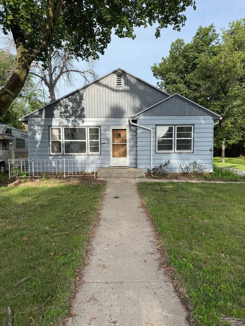 House for rent at 806 N 2nd St, Fort Dodge, IA 50501