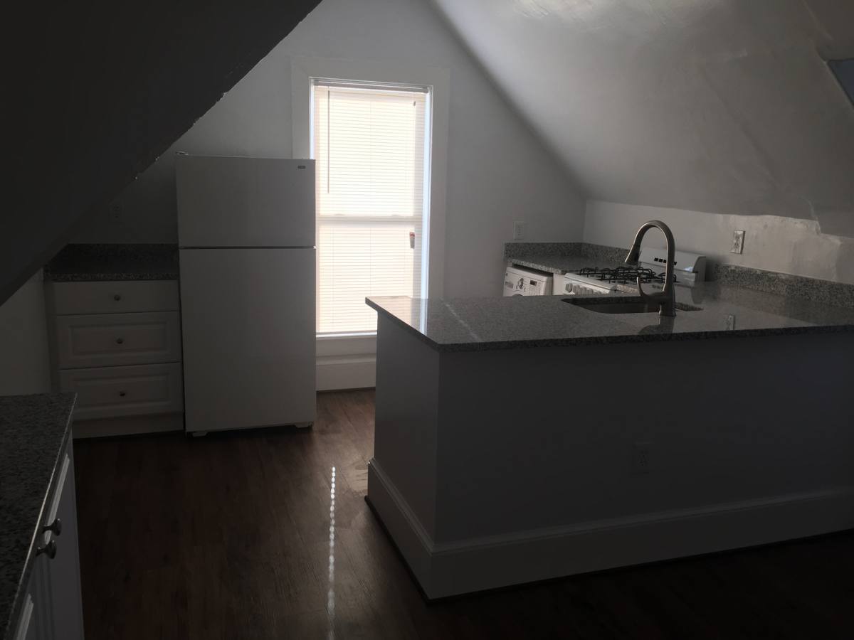 Apartment for rent at 244 E 40th St, Norfolk, VA 23504
