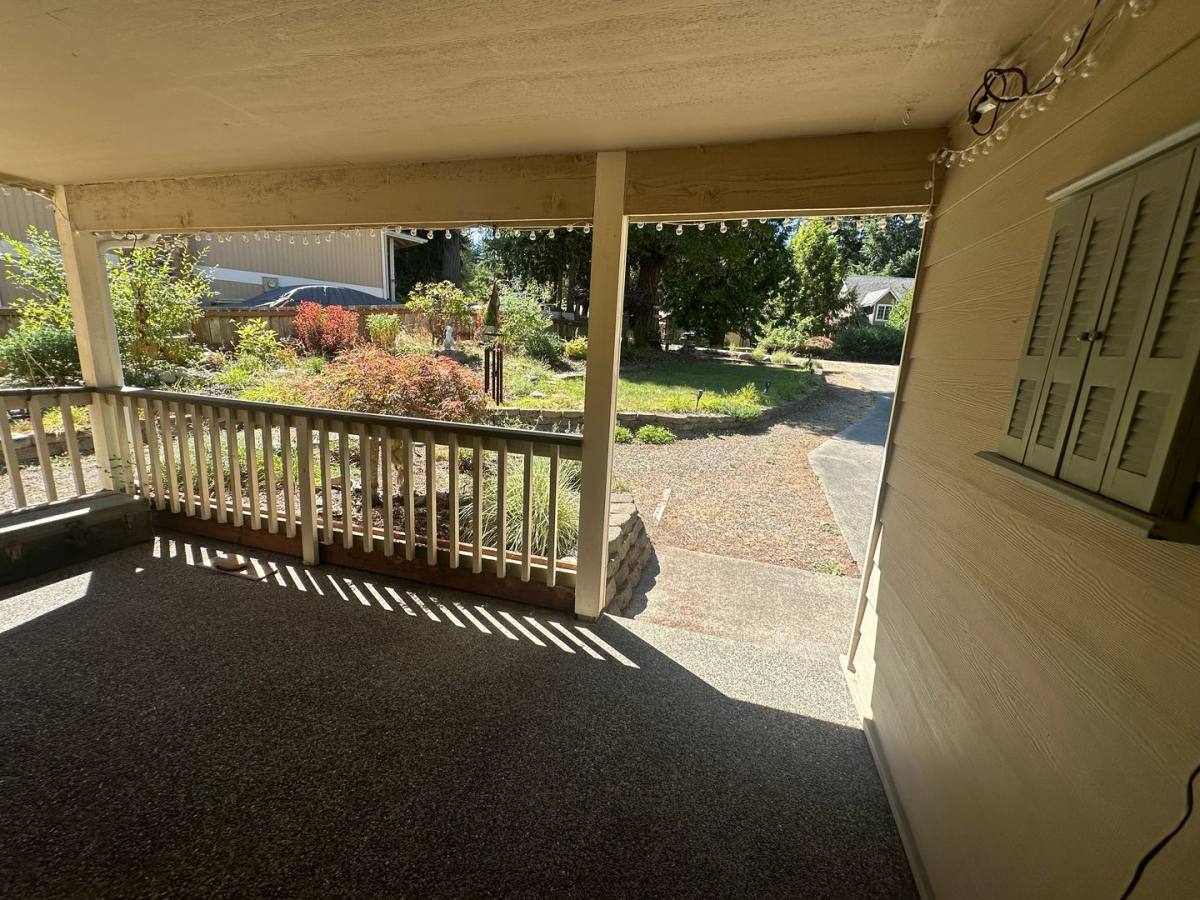 House for rent at 18524 Woodside Dr SE, Yelm, WA 98597