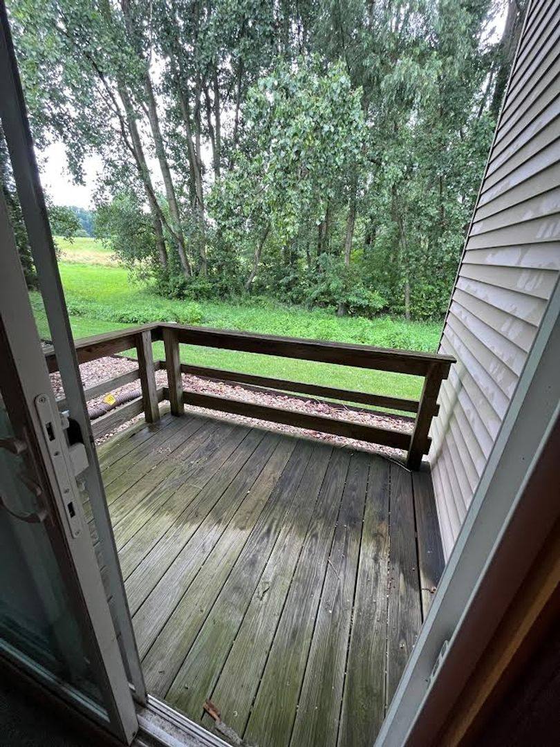 Townhouse for rent at 1340 Holloway Dr, Plymouth, IN 46563