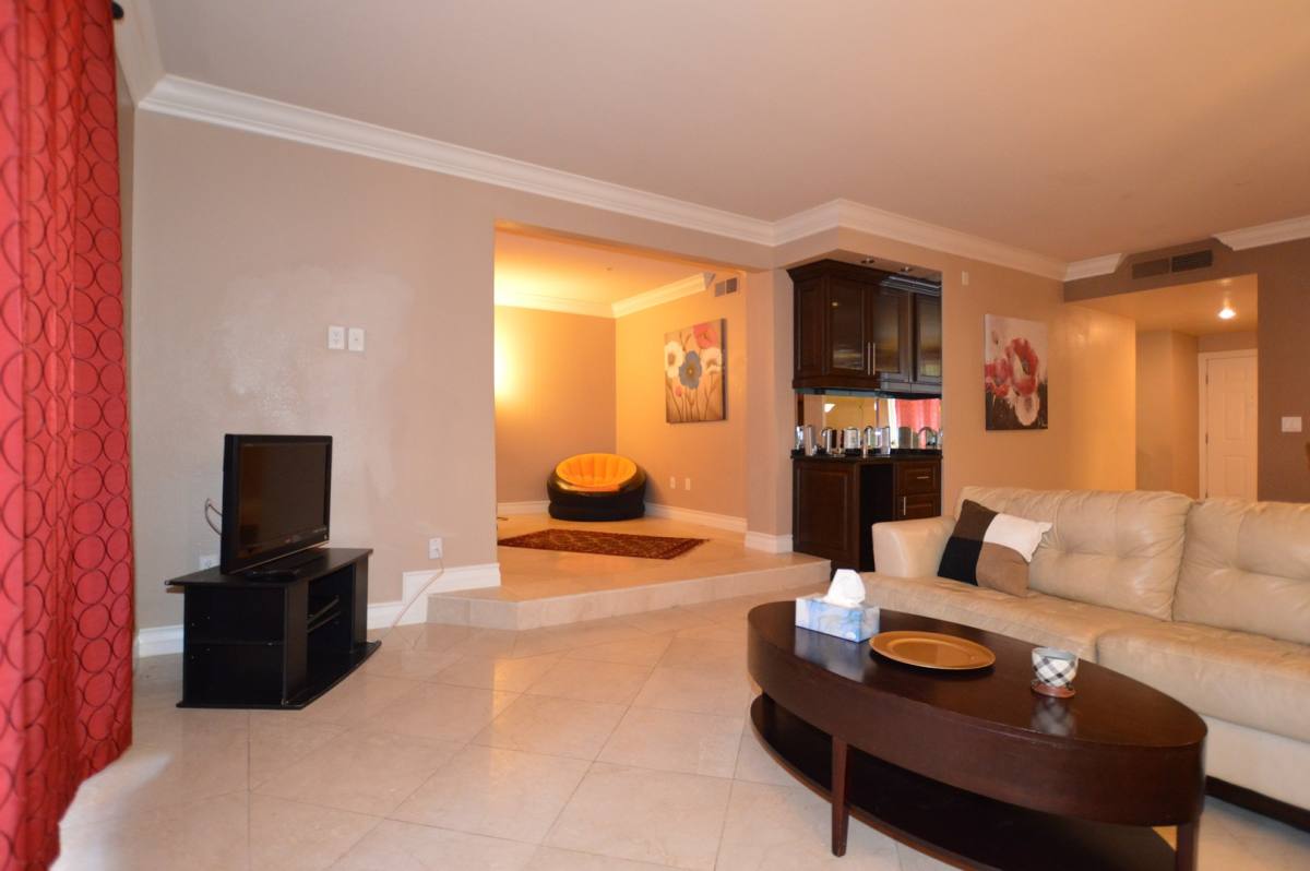 Condo for rent at 230 E Flamingo Rd, Las Vegas, NV 89169