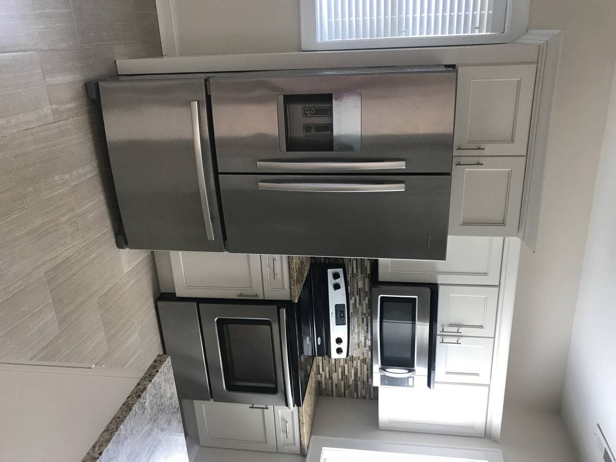 Apartment for rent at 403 8th Ave #1, Huntington, WV 25701