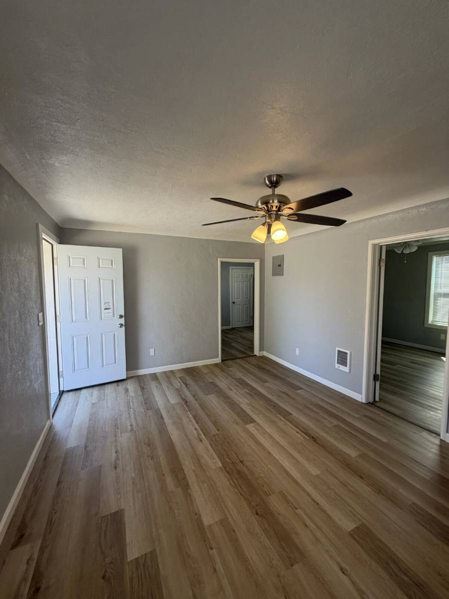 Apartment for rent at 1415 1 2 Mono Dr, Modesto, CA 95354