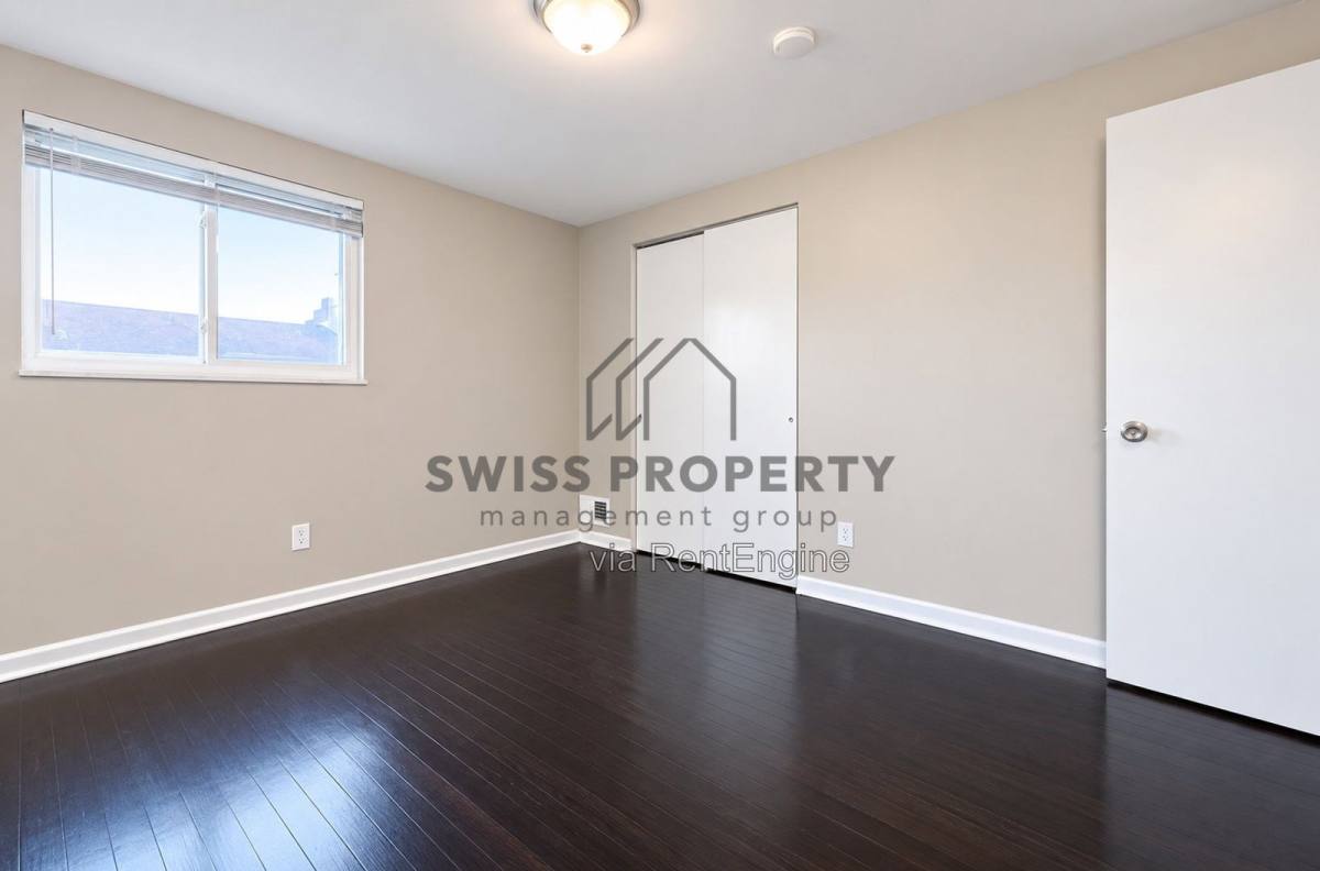 Apartment for rent at 908 N Meadows Court #K, Columbus, OH 43229