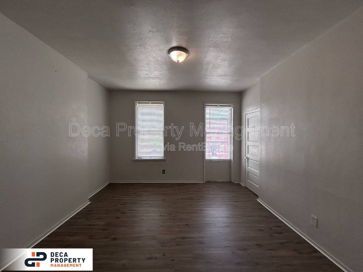 Apartment for rent at 3226 Utah St #2F, Saint Louis, MO 63118