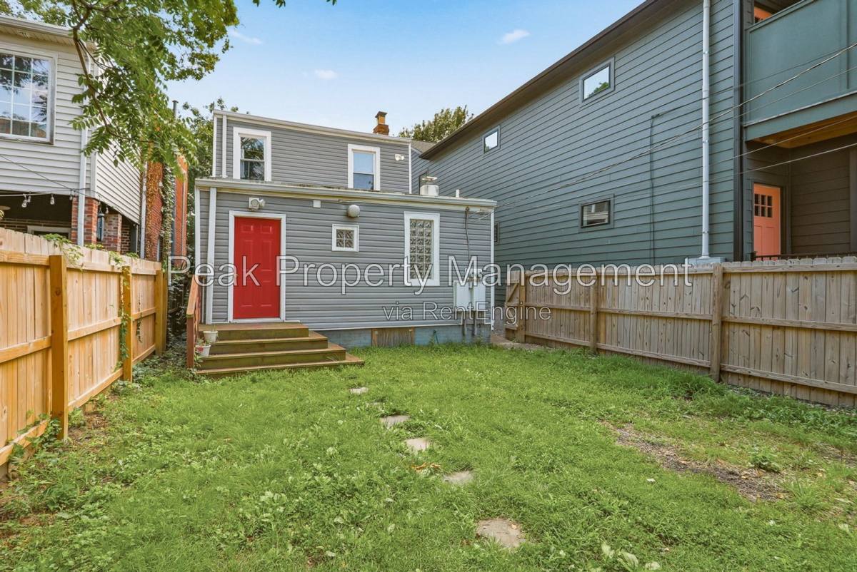 Apartment for rent at 3120 Parkwood Ave #B, Richmond, VA 23221