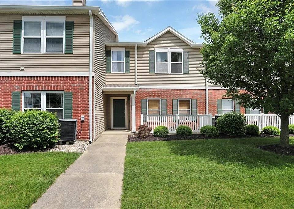 Condo for rent at 13415 White Granite Dr #300, Fishers, IN 46038