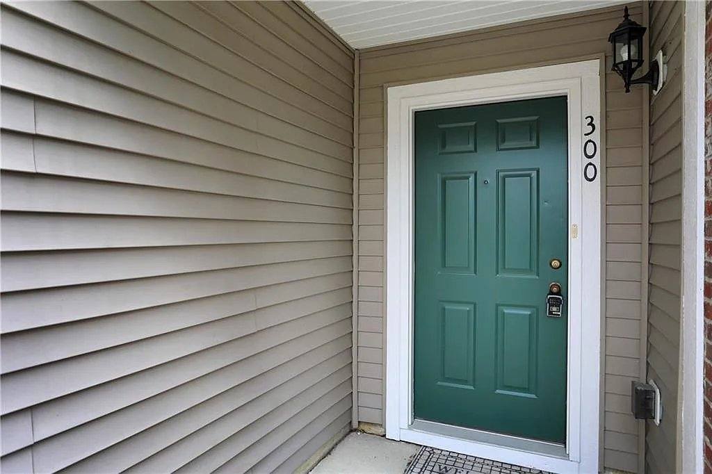Condo for rent at 13415 White Granite Dr #300, Fishers, IN 46038