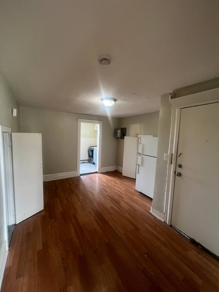 Apartment for rent at 635 S 19 #3, Newark, NJ 07103