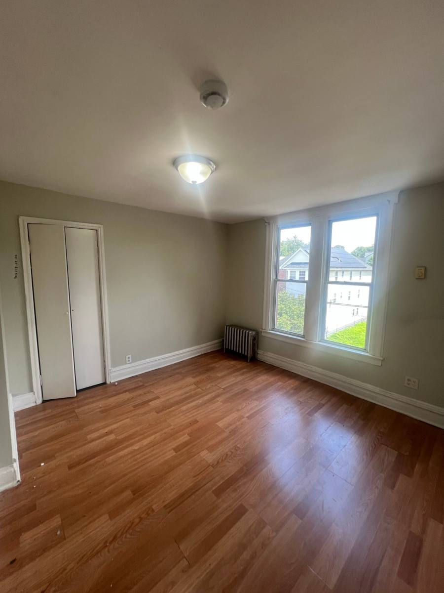 Apartment for rent at 635 S 19 #3, Newark, NJ 07103